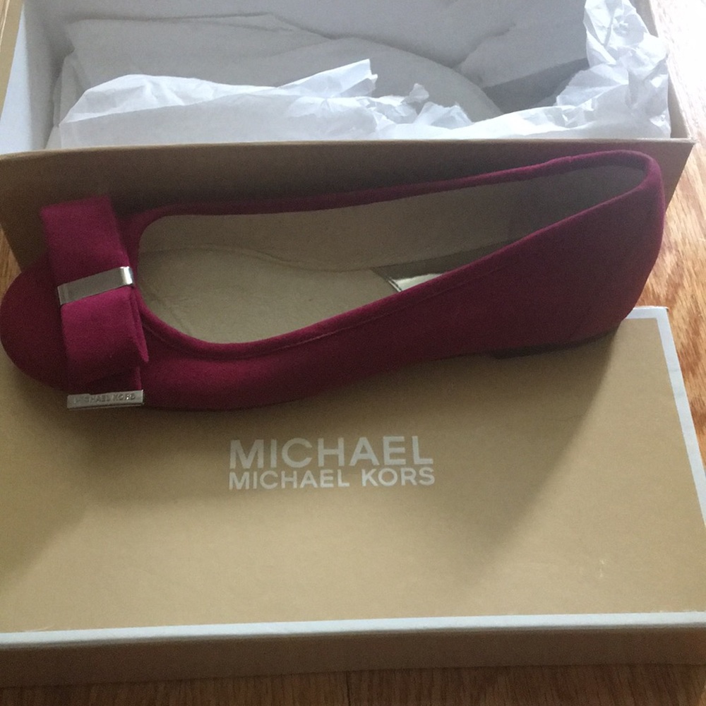Michael Kors Magenta Flats